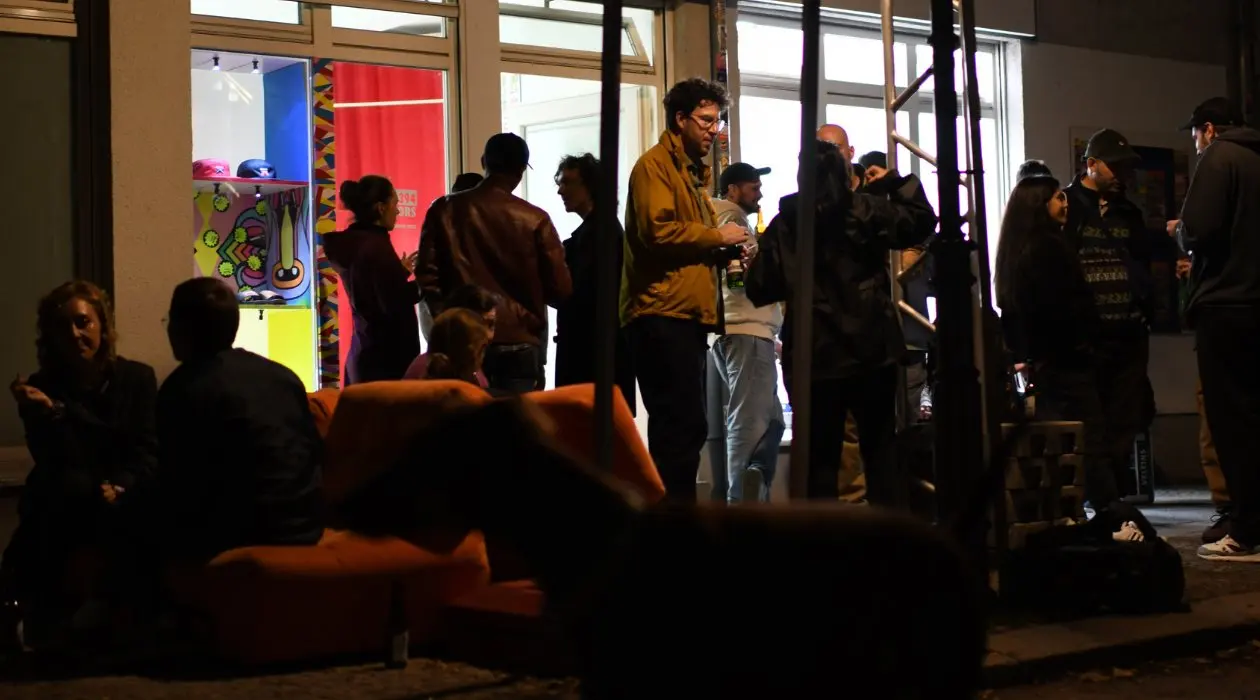 Opening night at Mauer Gallery Berlin